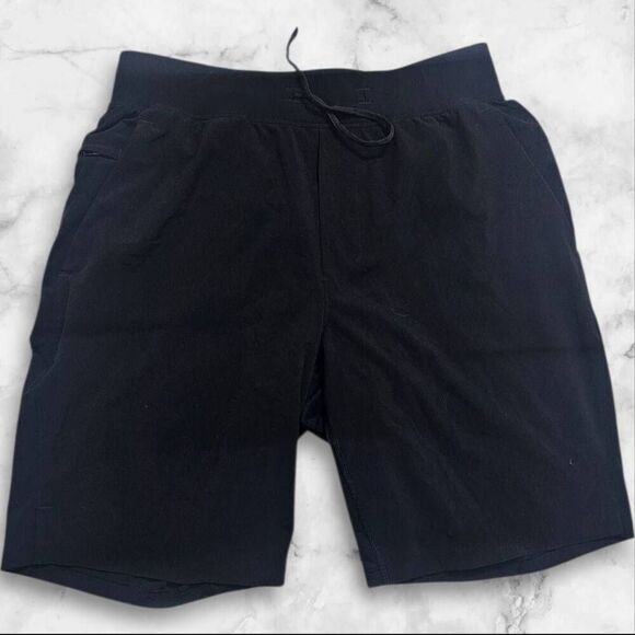 Lululemon Mens Medium Black 9" Shorts - Picture 1 of 4